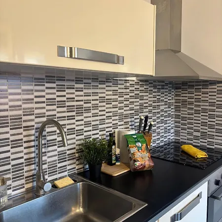 Au Coeur Du Vieux-nice, à Deux Pas De *