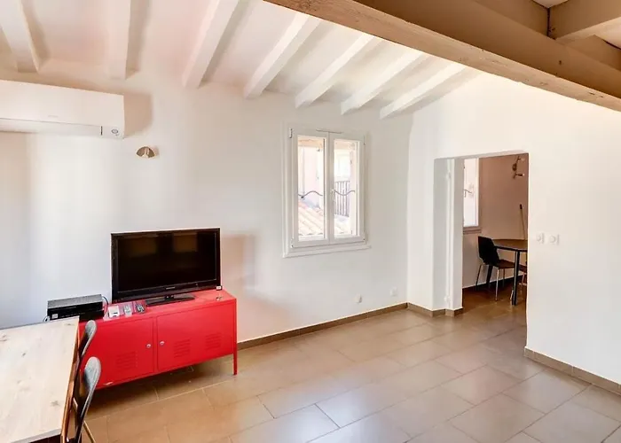 Appartamento Au Coeur Du Vieux-nice, à Deux Pas De *